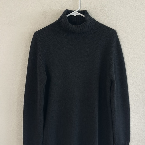 Malo 100% Cashmere Turtle Neck Knit Sweater - Picture 2 of 8